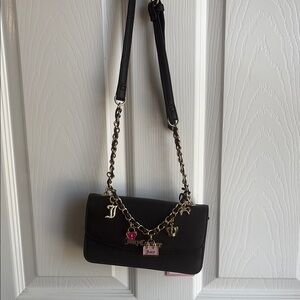 NWT Juicy Couture Black Crossbody Bag with Gold Chain